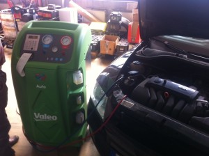 Valeo - profesionální přístroj na servis klimatizace